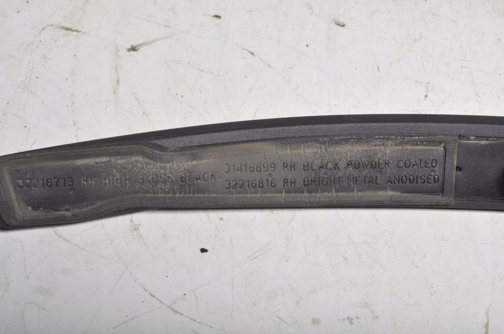 Volvo xc60 2 рейлинги кровельные 31416898 32216712 32216713 31416899 комплект Недорого