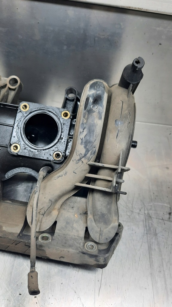 фото №8, Коллектор всасывающий 030129711bp seat ibiza ii 1.4b 00r