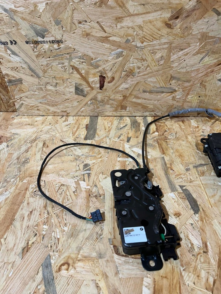 фото №5, Замок доводчик крышки задняя bmw 3 g21 m3 g80 744101411 738356111 оригинал