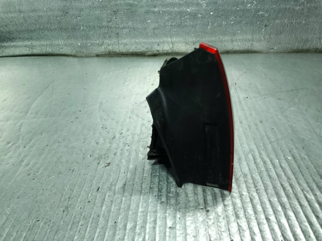 фото №4, Лампа задняя правая citroen c5 fl хэтчбек