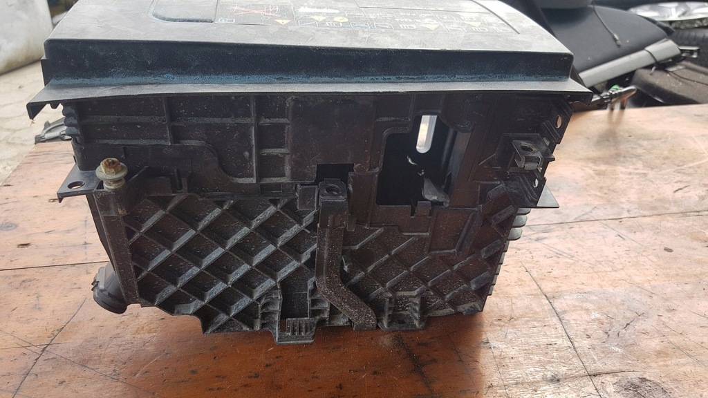 фото №7, Корпус аккумулятор renault trafic iii