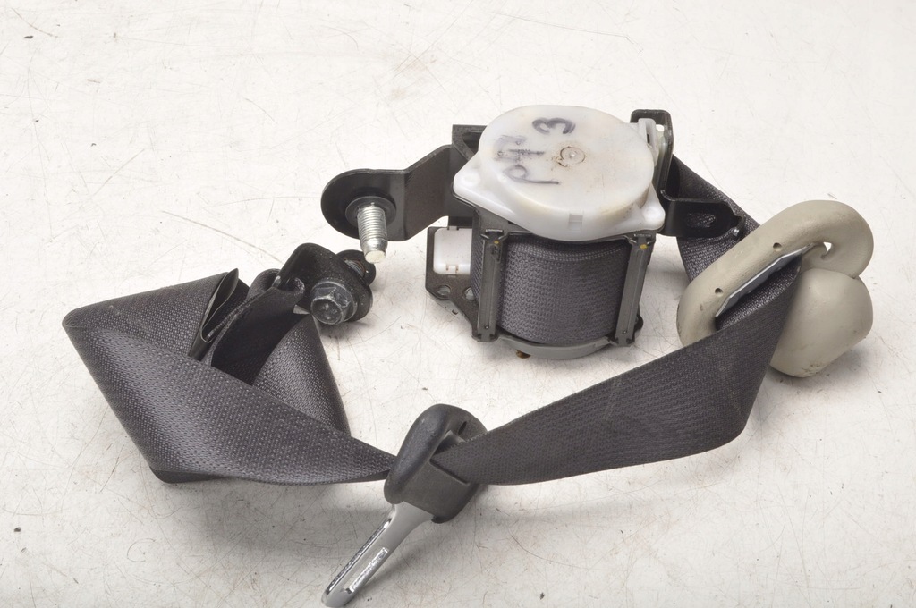 фото №1, Carens iv pas правый задняя задний 3 ряд 89880-a4000