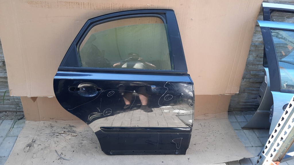 фото №1, Дверь задняя задние правое volvo s40 ii 04-12r