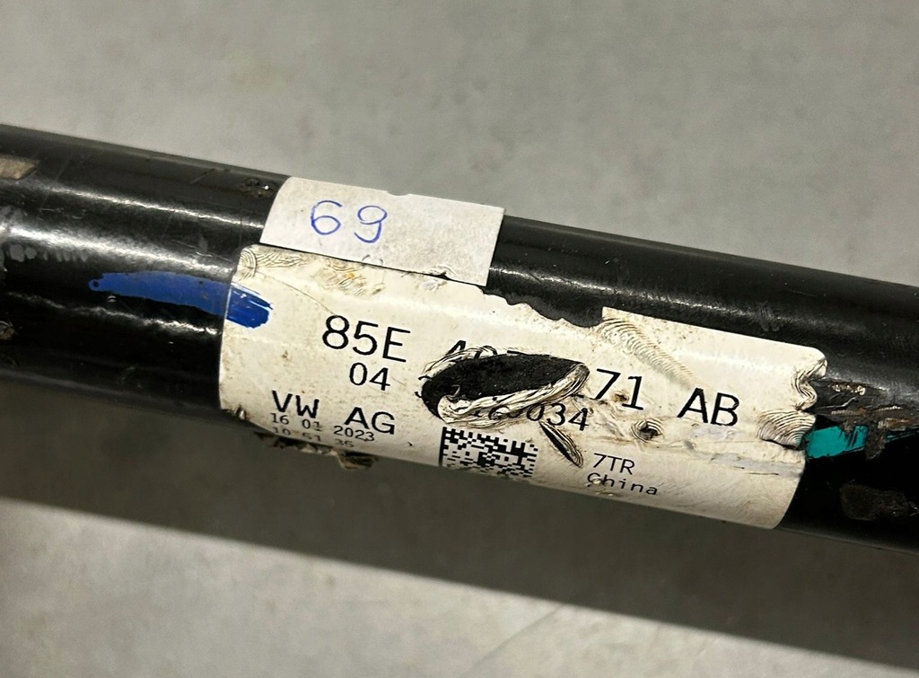 фото №10, Приводной вал передняя левая audi 85e407271a