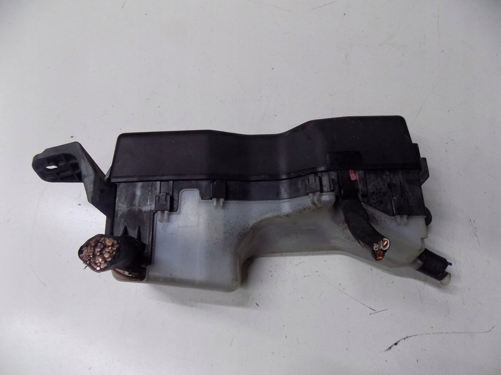 фото №6, Corolla verso ii коробка корпус предохранителей