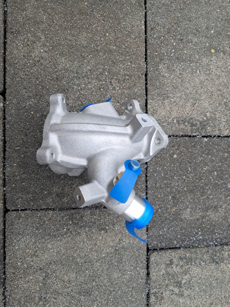 фото №1, Корпус термостата бензин hyundai i20 vskuac