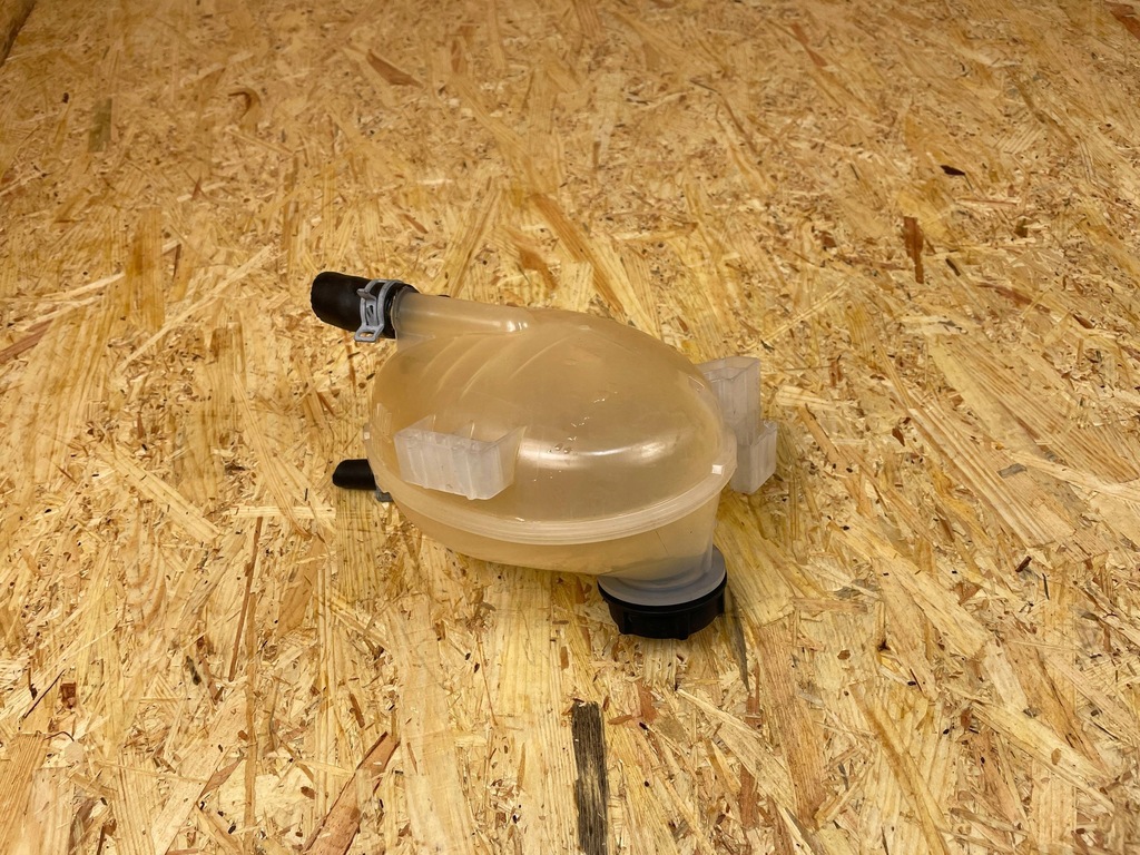 фото №6, Бак бачок расширительный ford fiesta mk8 ecosport ii gn11-8a080-aa