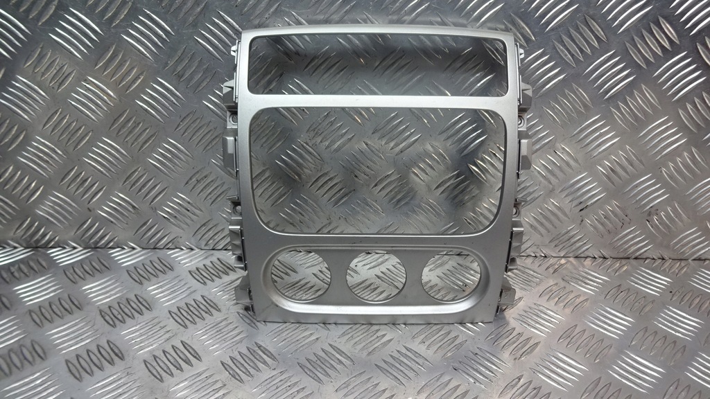 фото №1, Рамка радио консоль suzuki liana 73821-59j2