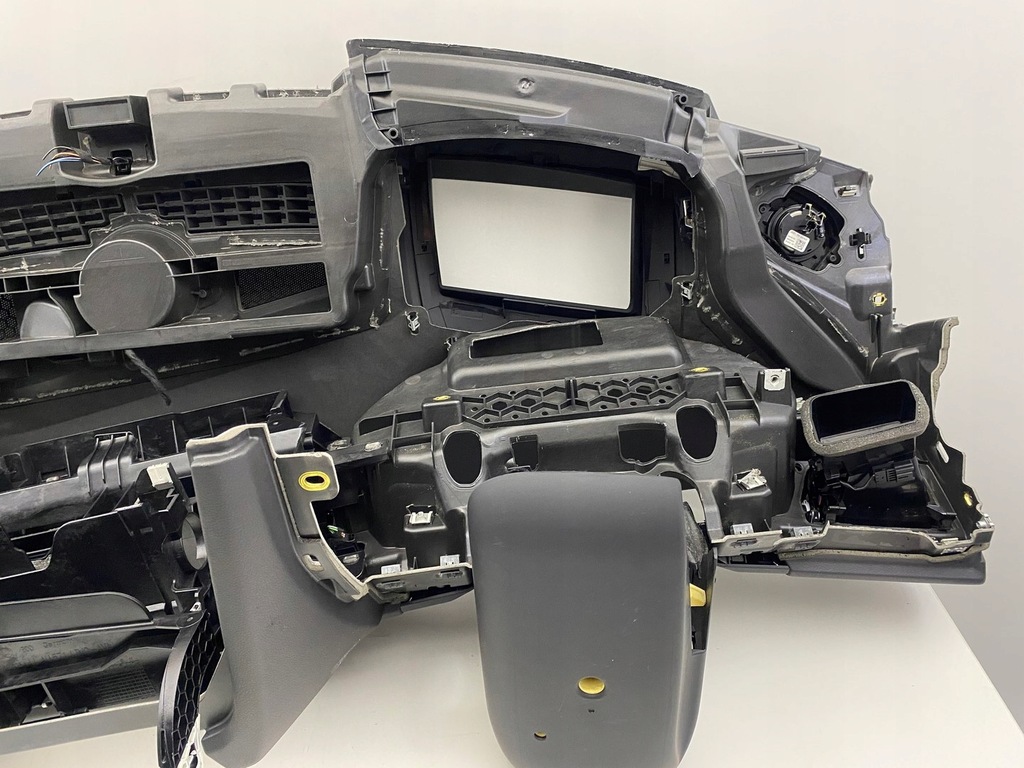 фото №12, Audi a6 c7 4g lift консоль приборная панель приборная декоры 14-