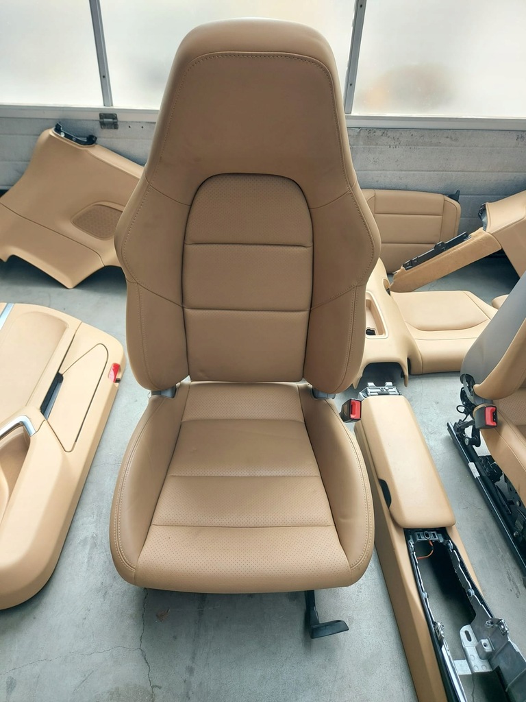 фото №7, Сиденья обшивки середина комплект porsche 991 911