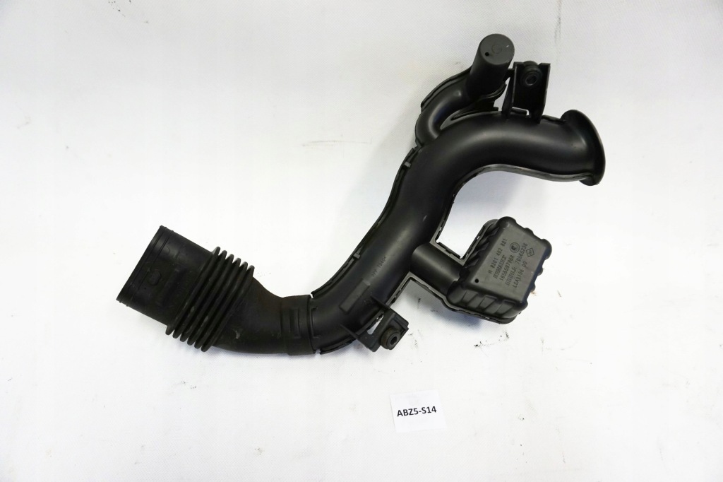 Купити Труба повітрозабірник повітря renault twingo iii 1.0 sce