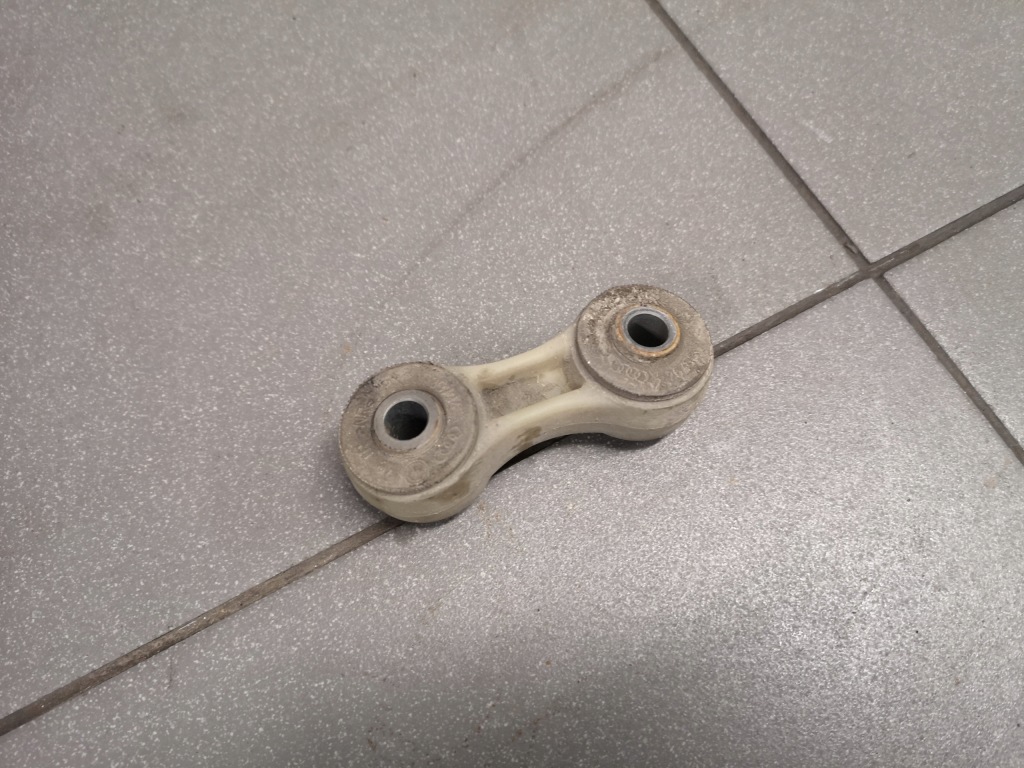 фото №1, З'єднувач стабілізатора audi a6 c5 1j0411327a