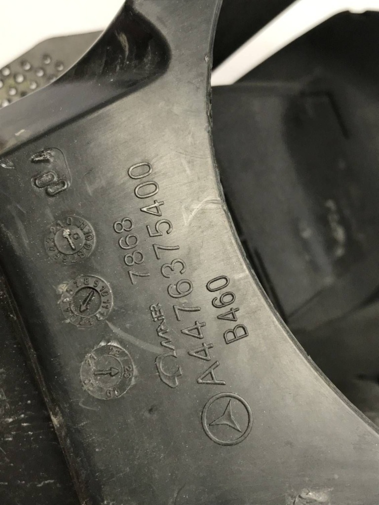 Крышка разъём зарядки mercedes-benz v class w447 a4476375400 Киев