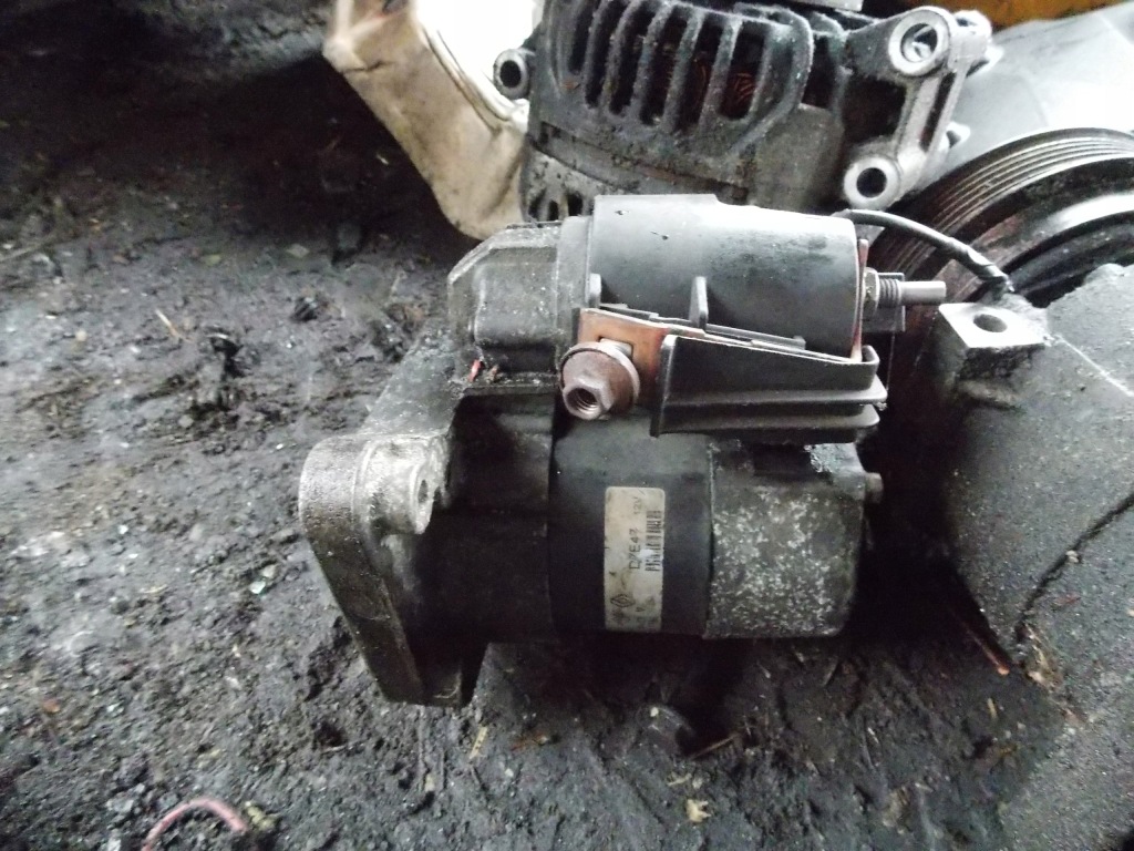 Купити Стартер renault megane 95-03 1.4 16v 1.6 clio