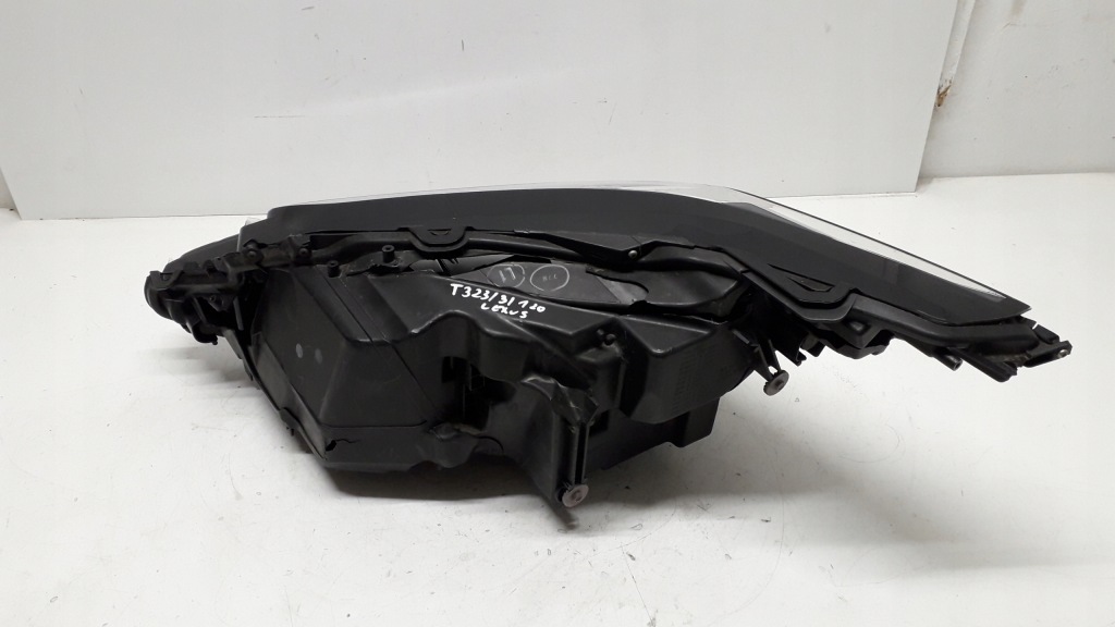 Lexus rx 4 iv 15-19 фара правый  full led - стекло в Украине