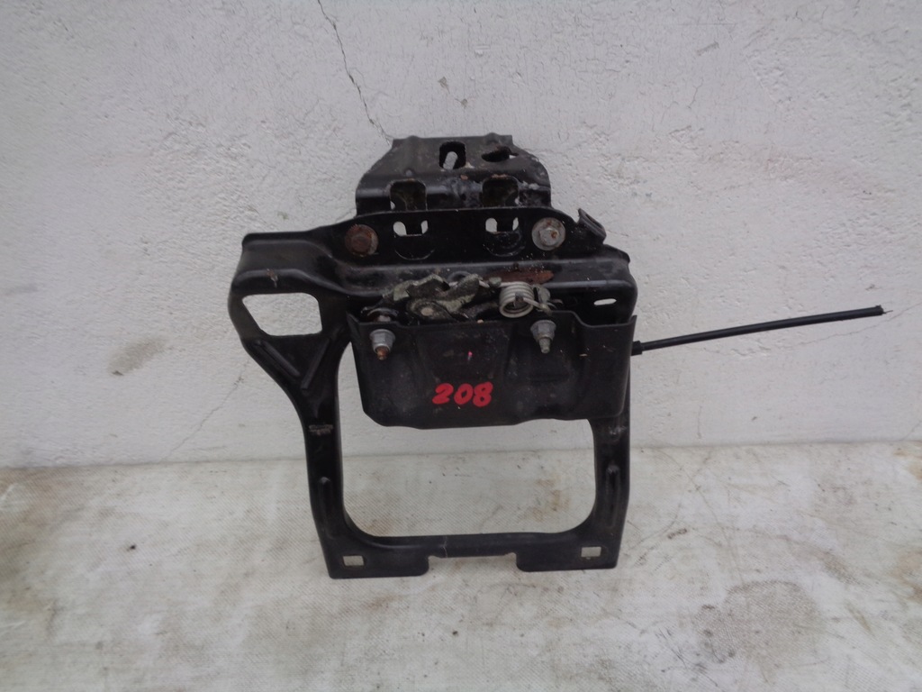 фото №5, Кронштейн кронштейн замок капот peugeot 208 i 2008 i