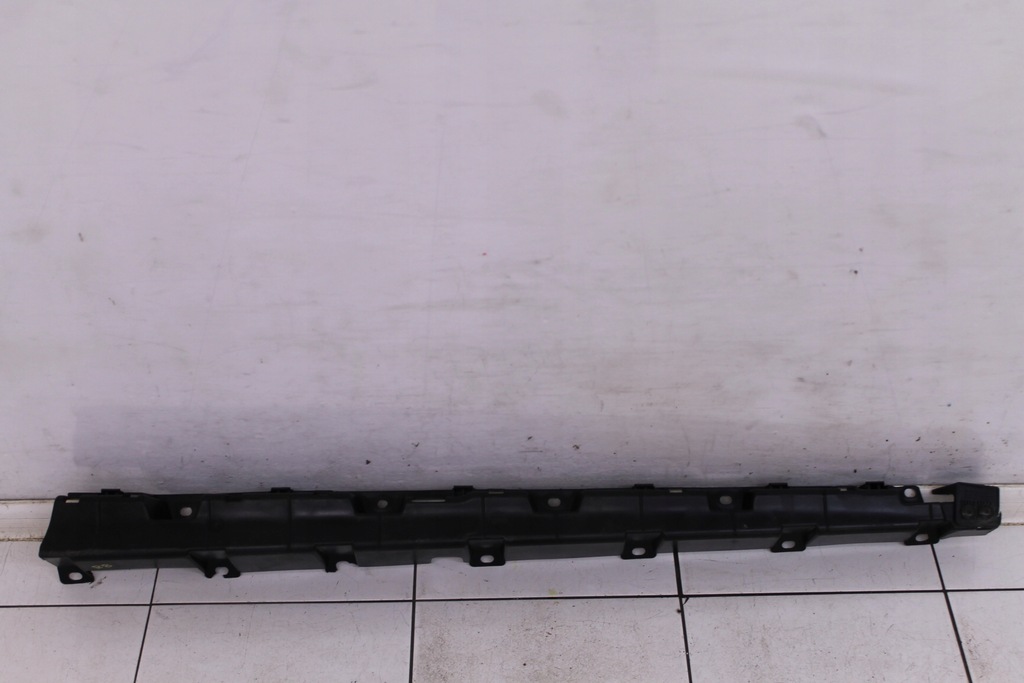 фото №1, Кронштейн накладки порога audi r8 4s0853922