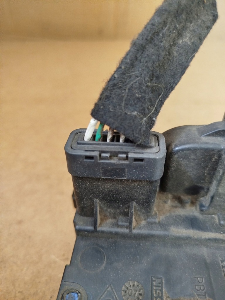 фото №3, Замок дверь левый задняя renault modus