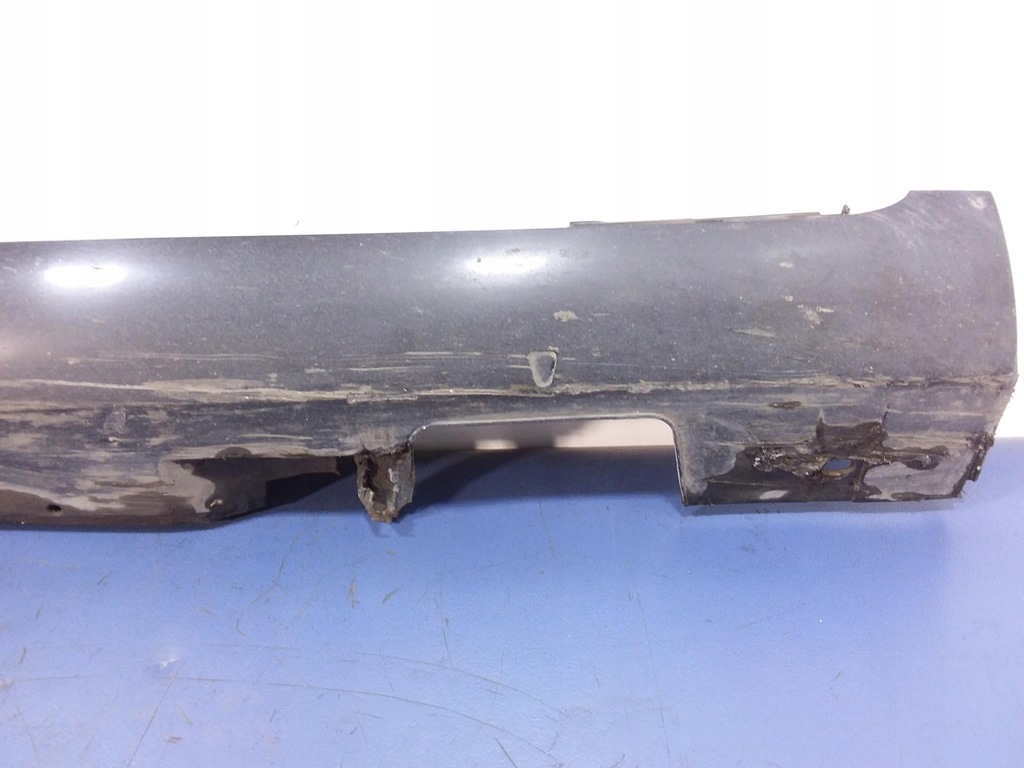 фото №4, Audi a8 d4 4h накладка порог правая 4h0853856e ly8x