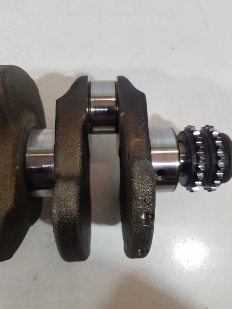 Wał коленчатый r26605 mercedes a-klasa w169 w245 2.0t 266980 Оригинал