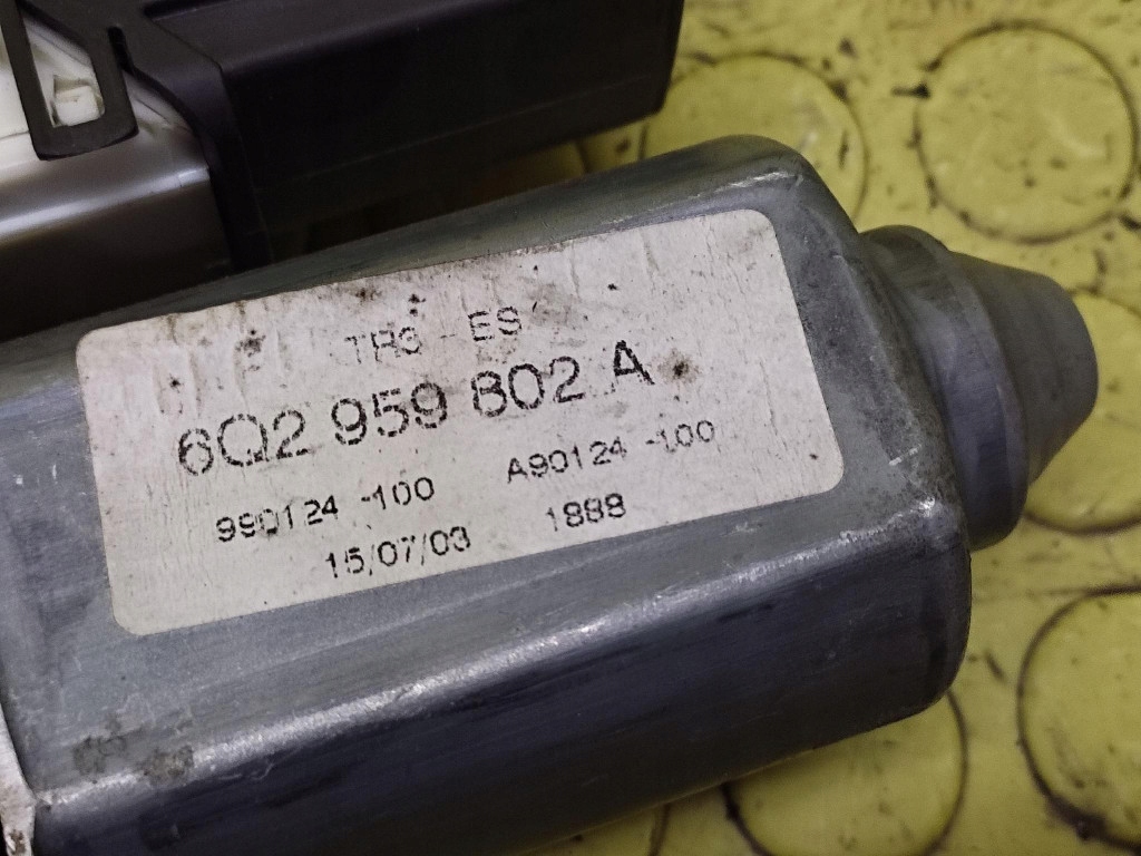 фото №6, Seat ibiza iii моторчик скло лівий перед 6q2959802a