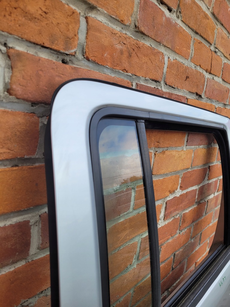 фото №9, Jeep cherokee kk 07-12 дверь правый задняя ładne