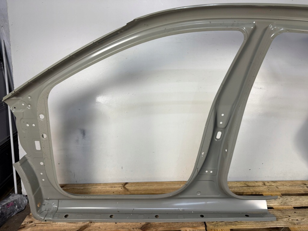 Поріг стовпчик  правий рама hyundai i20 3 3 71122-q0000 2020- nowka оригінальний в Україні