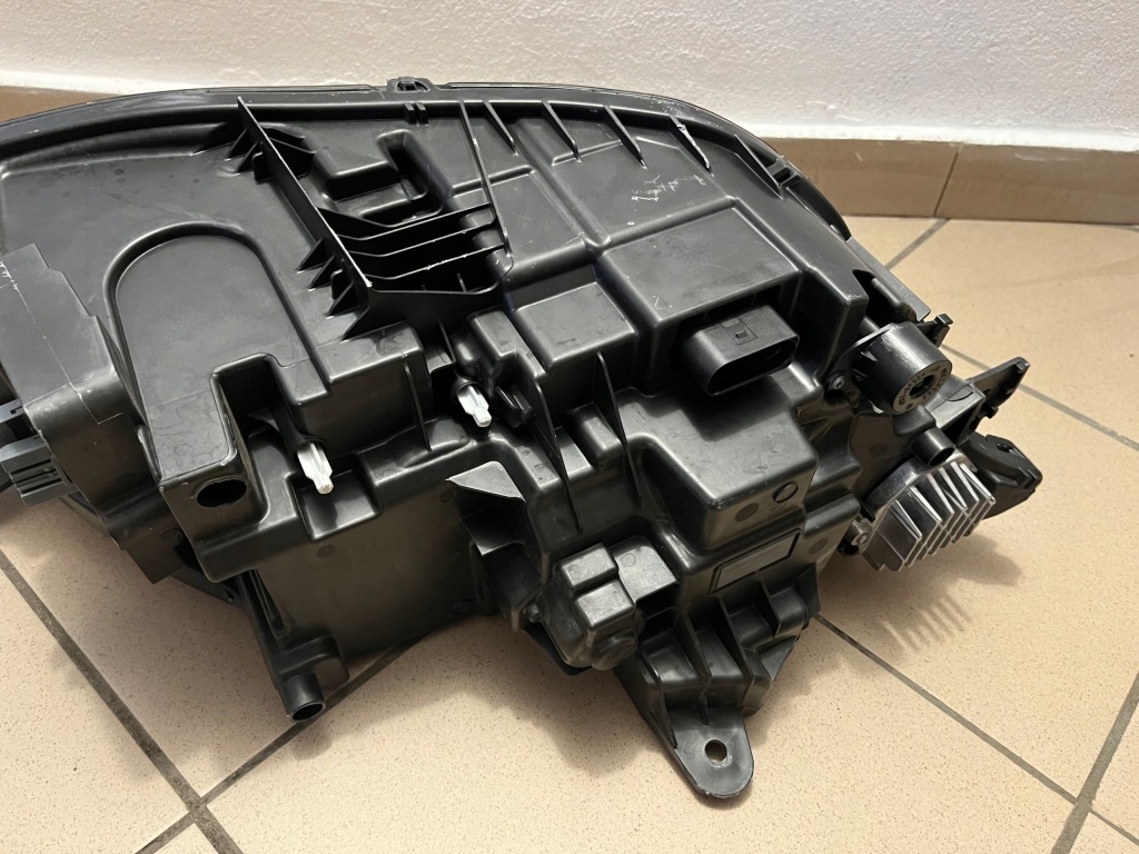 Volvo xc90 xc-90 2 2 рестайлінг  full led 15- фара передня перед ліва 32404715 Оригінал