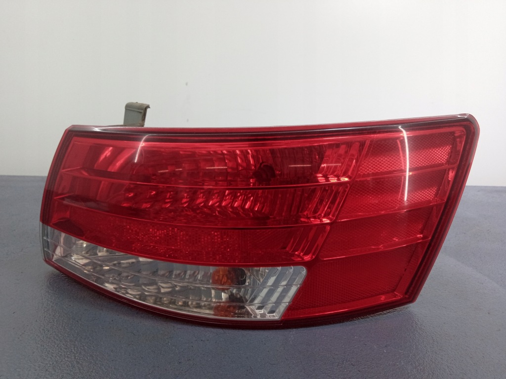 фото №2, Sonata iv nf лампа задняя правая наружная 92402-3k0