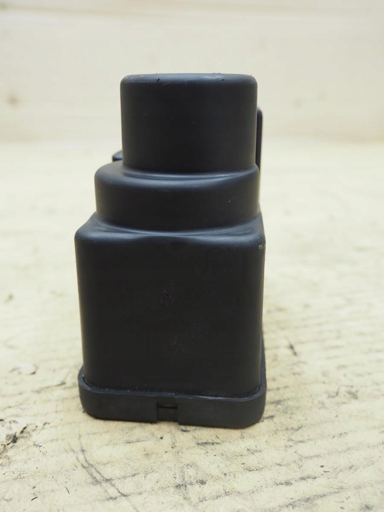 фото №7, Помпа центрального замка mercedes w202 2028001448