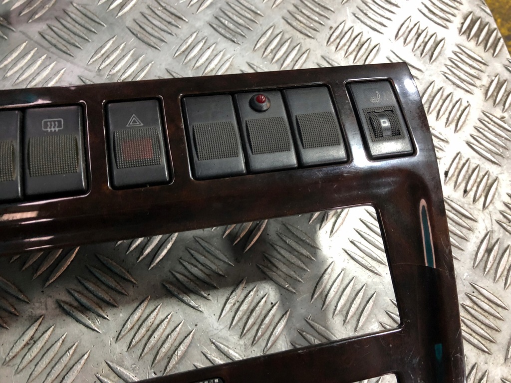 фото №4, Audi a8 d2 рамка радио drewno dekor деревянный