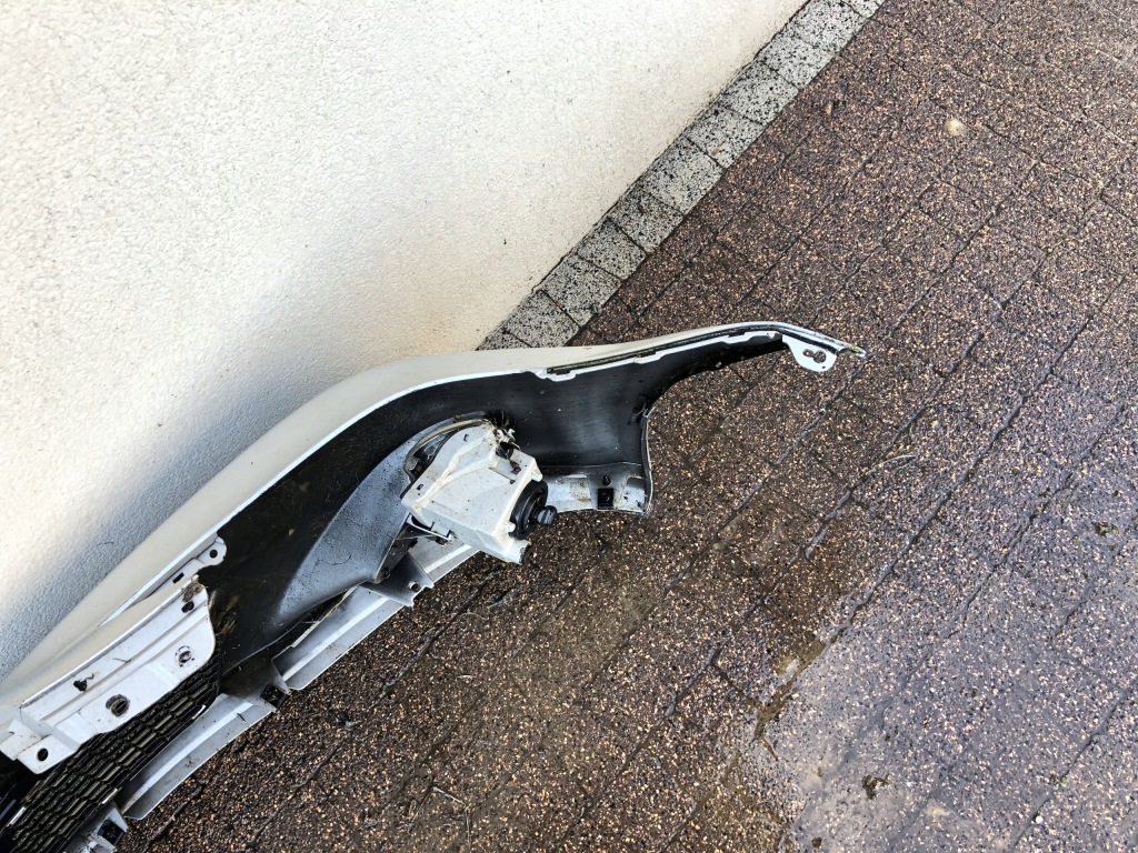 Купить Бампер перед передний lexus is 2 ii