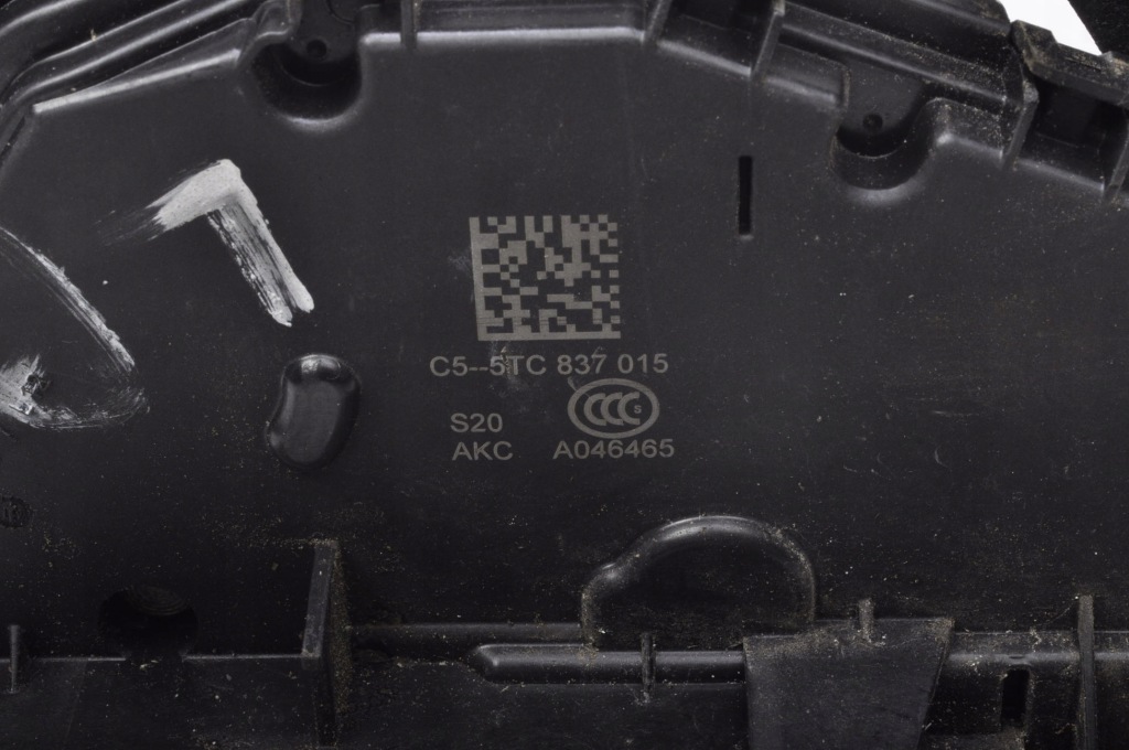 фото №7, Audi a1 ii 82a замок дверь левый перед передний uk