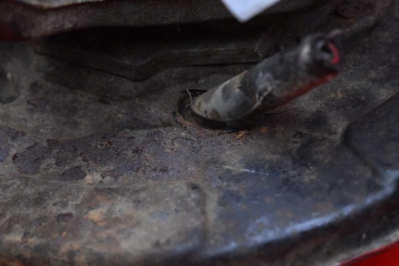 фото №12, Поворотний кулак ступиця ліва задня subaru forester 3 iii 2.0 d 147 km 4x4 11-13