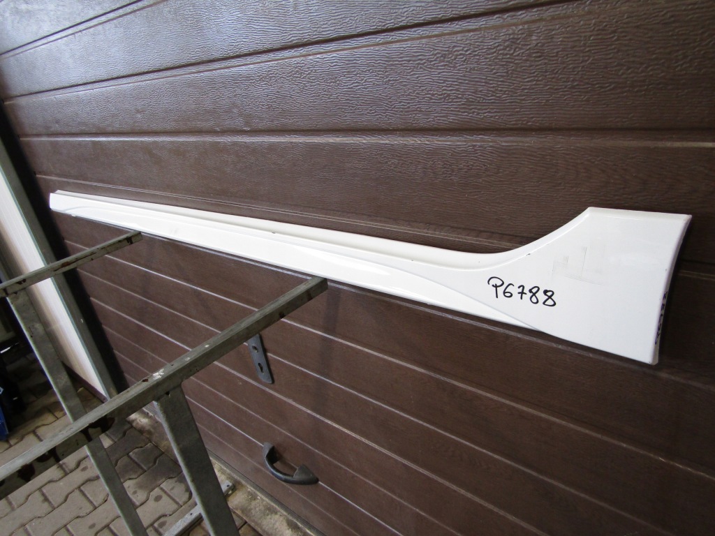 фото №3, Молдинг порог левая vw golf viii 8 r 19- mk8 r