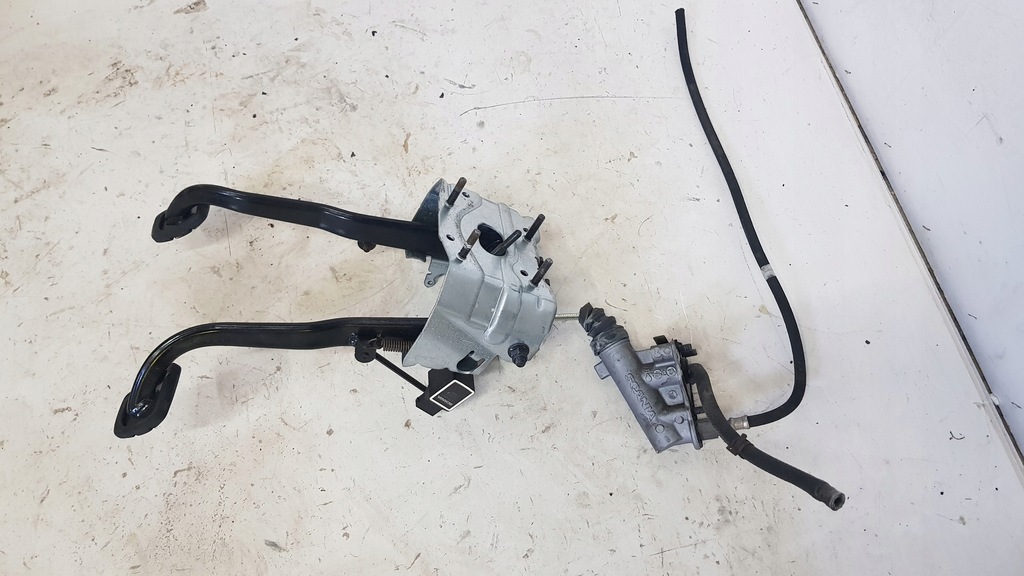 фото №2, Педаль тормоза сцепления scania r 1729790