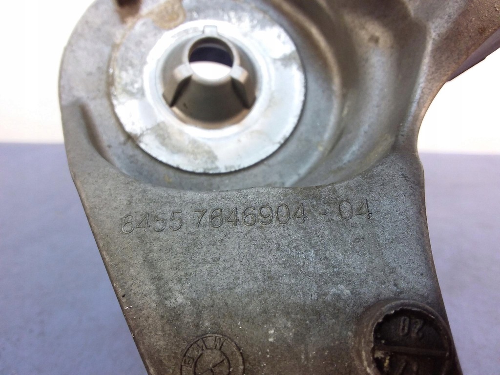 фото №5, Bmw 5 g30 4.4 кронштейн компресора кондиціонера 7646904