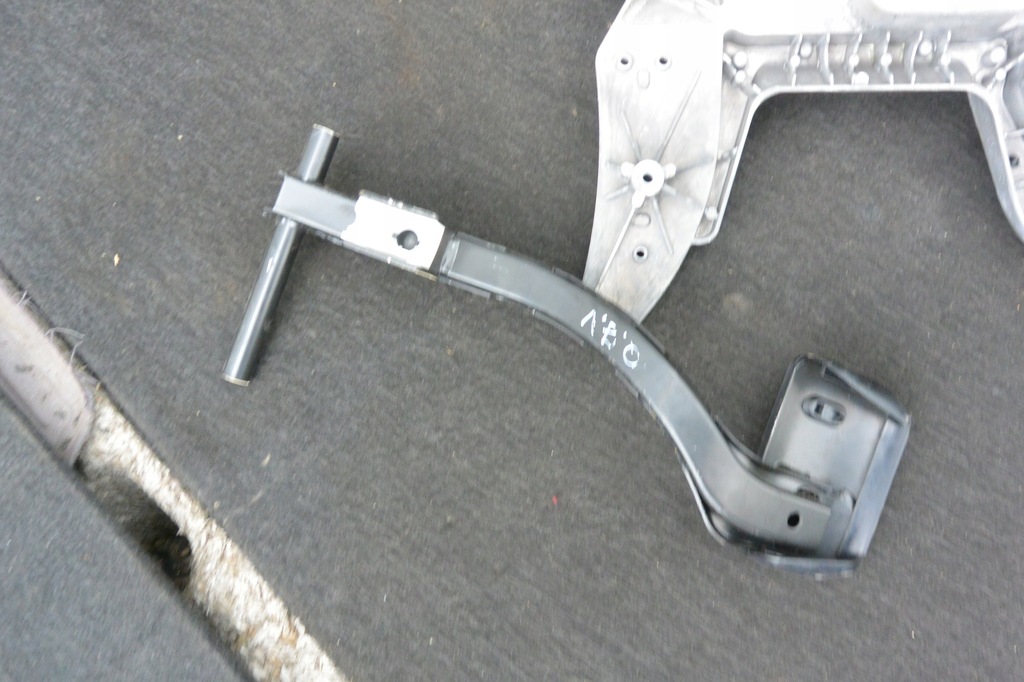 фото №7, Педаль гальма основа audi q7 4l vw touareg 7l eu