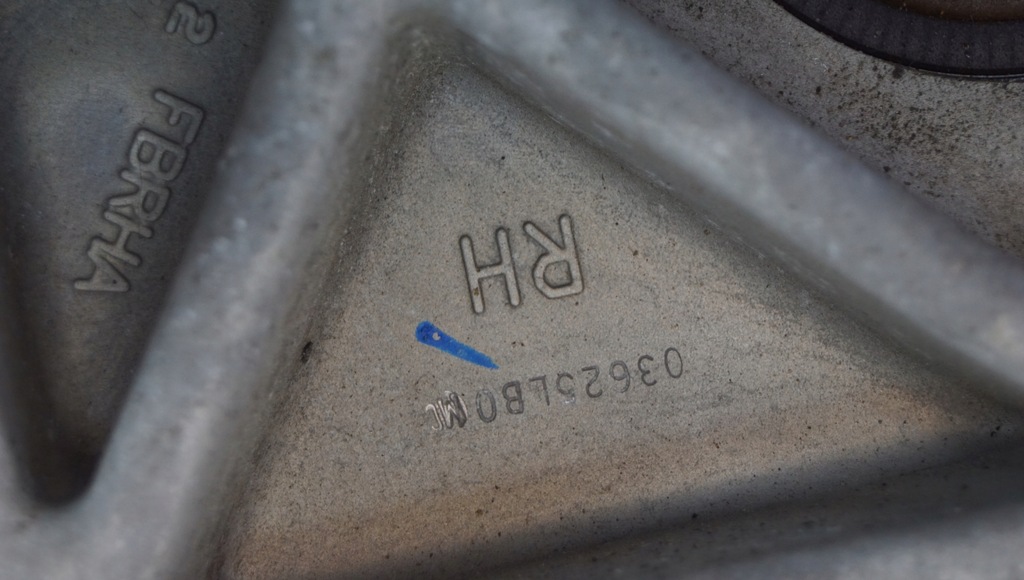 фото №8, Поворотный кулак правый задняя aston martin db11 hy53-5a970ad