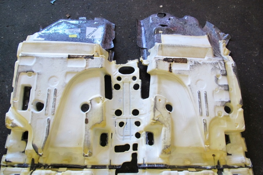 фото №8, Opel crossland x p17 h75 17- коврик обшивка пол коврики комплект euro