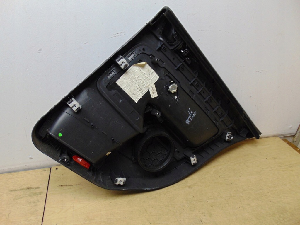 фото №12, Оббивка обшивка двері лівий задня vw golf vi kombi 1k4868115