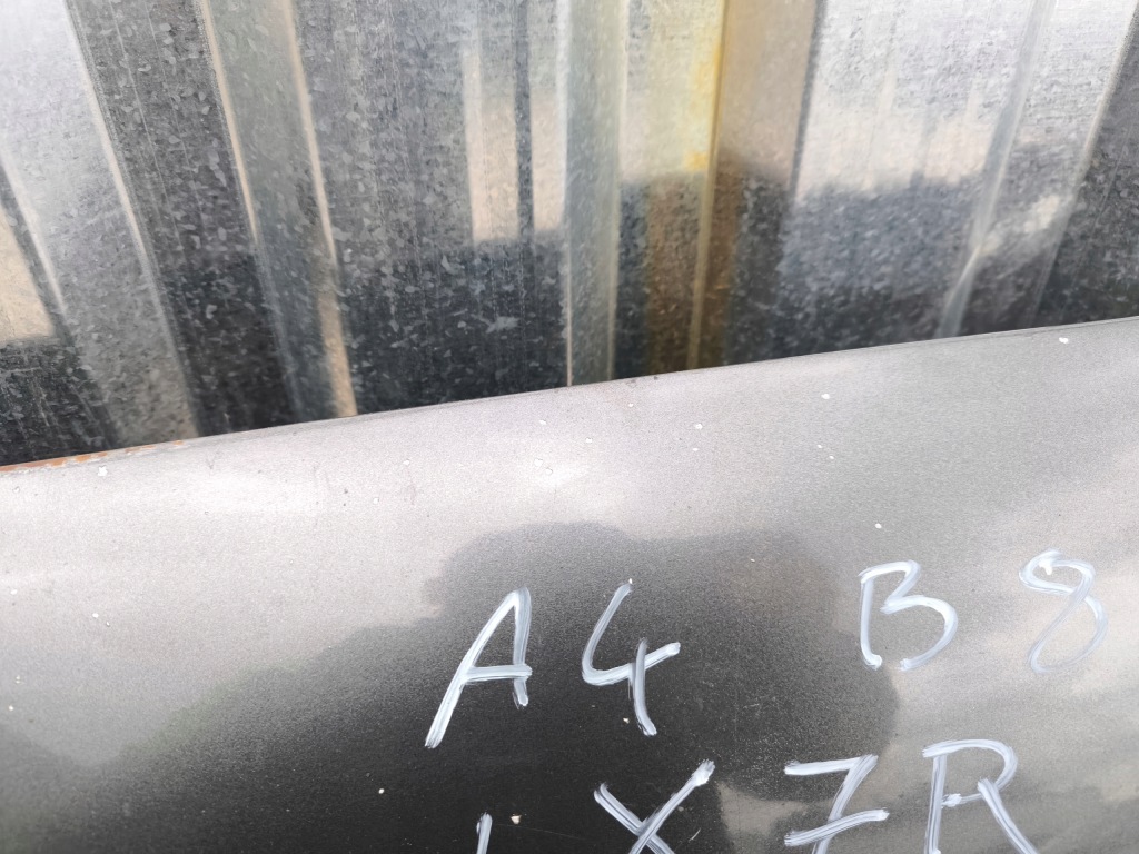 Капот крышка двигателя audi a4 b8 рестайлинг  lx7r 2011-2016 с Разборки