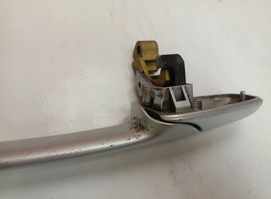 фото №3, Ручка права передня зовнішня mazda 2