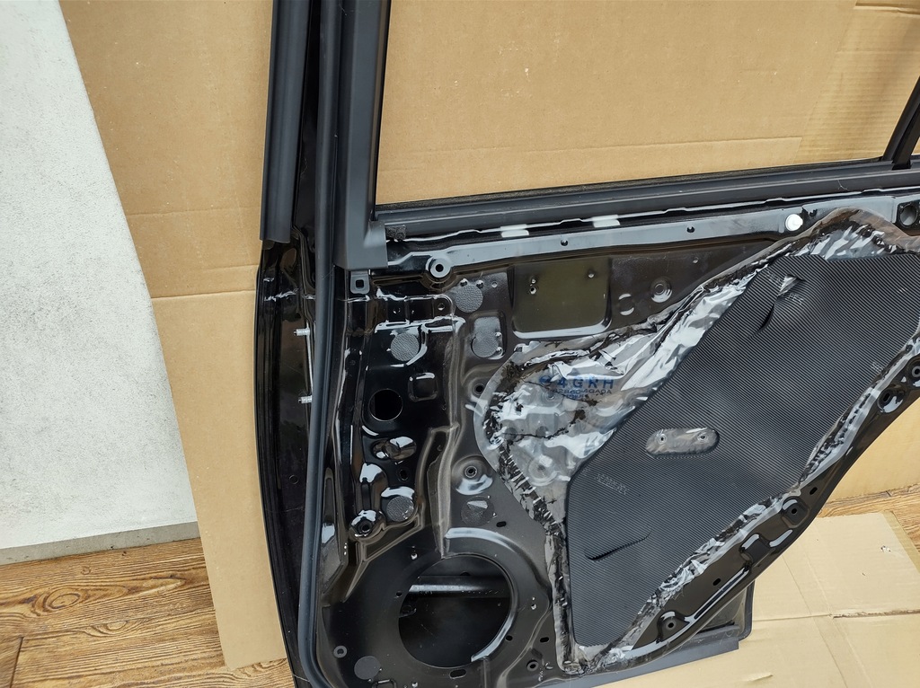 фото №11, Infiniti q50 13r- дверь правый задняя