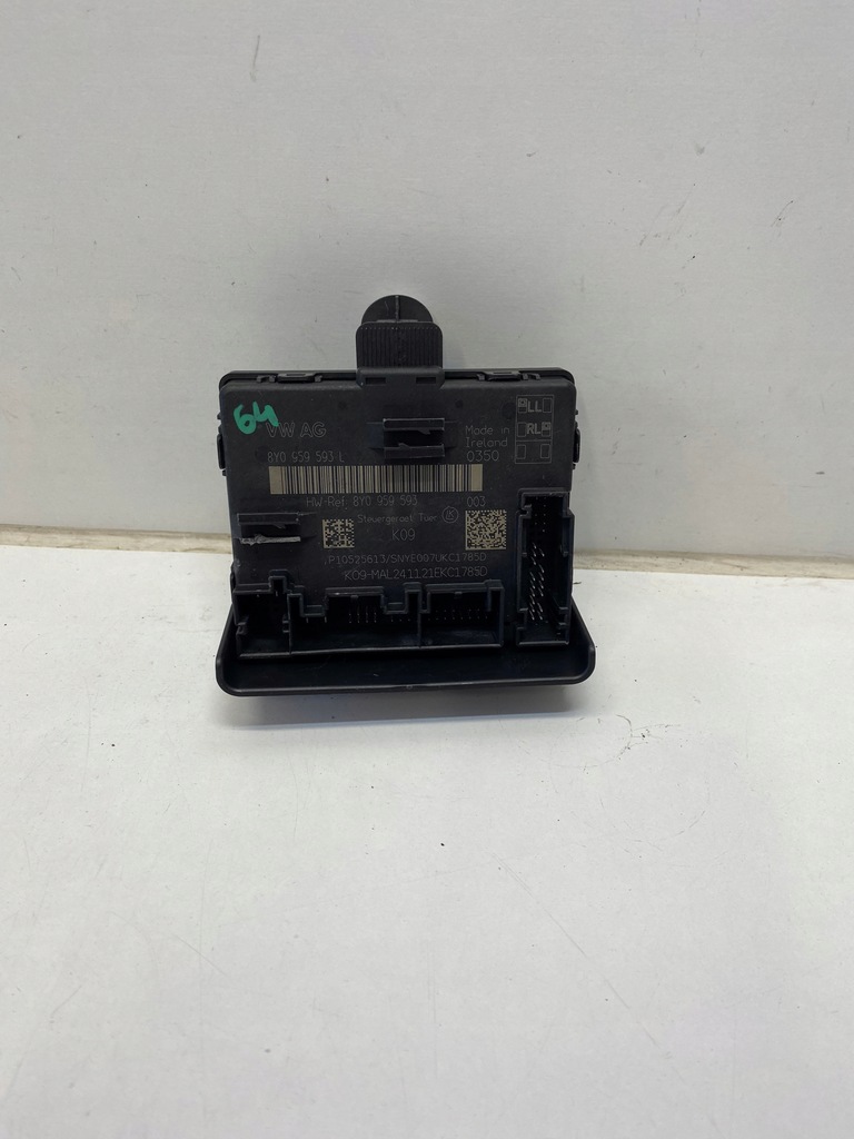 фото №1, Audi rs3 модуль блок керування двері перед 8y0959593l