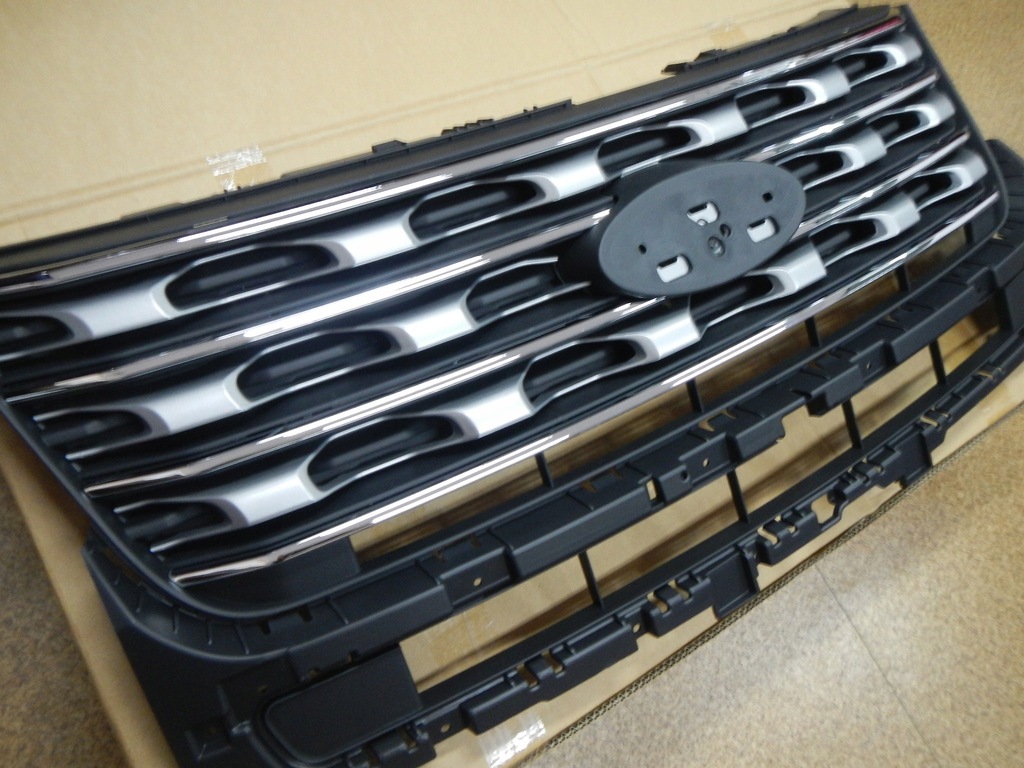 фото №3, Решётка радиатора решётка радиатора хром + серебристый ford explorer 2016-17