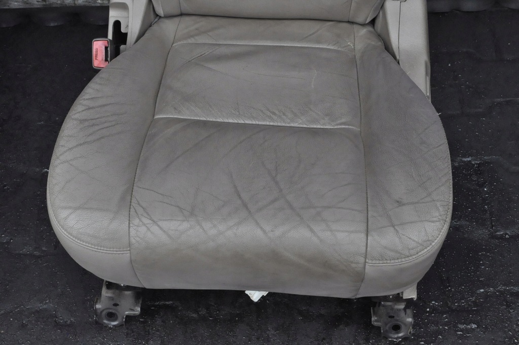 фото №6, Toyota tundra i 2006 сиденья заднее сиденье кожа