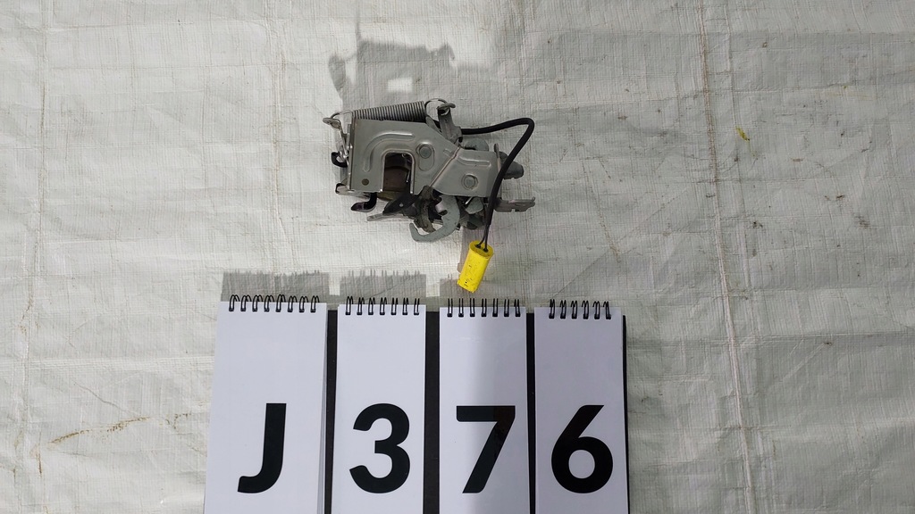 фото №9, Bmw 1 g20 g21 засов замок активный капот правый