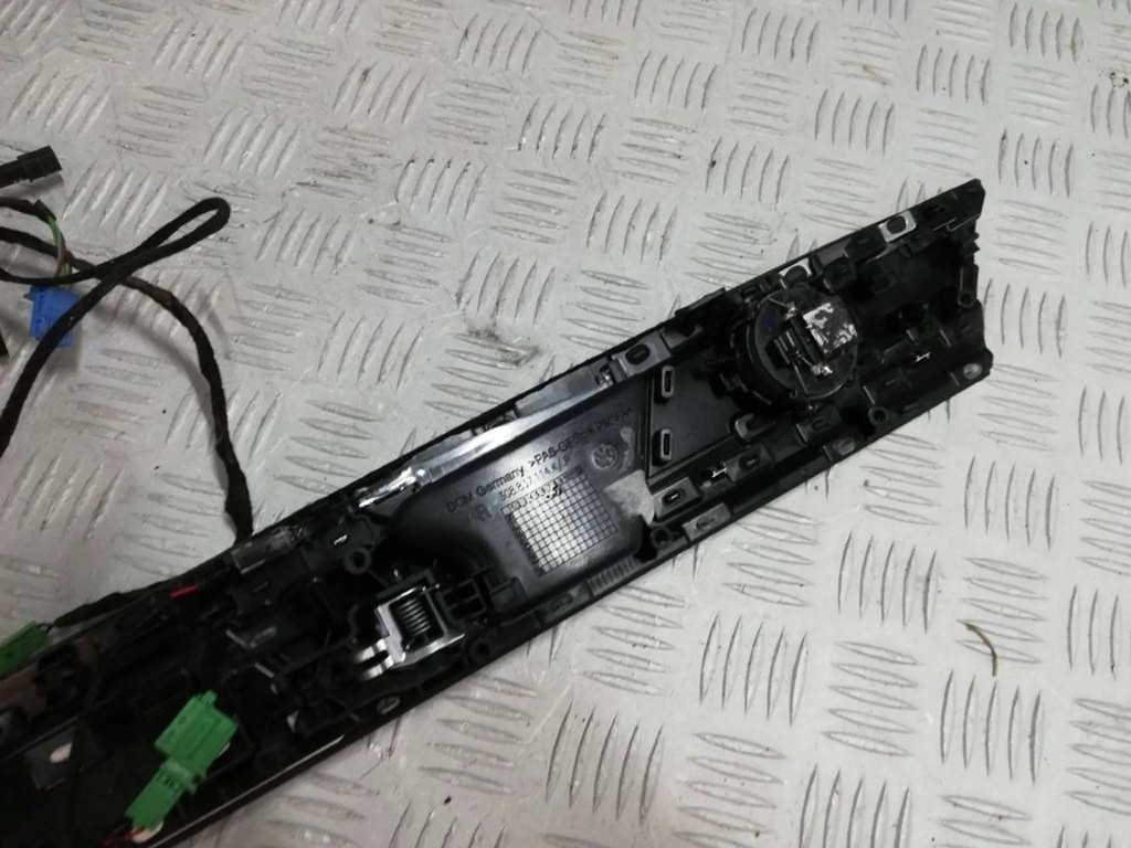 фото №8, Молдинг dekor дверь правый перед vw arteon lift