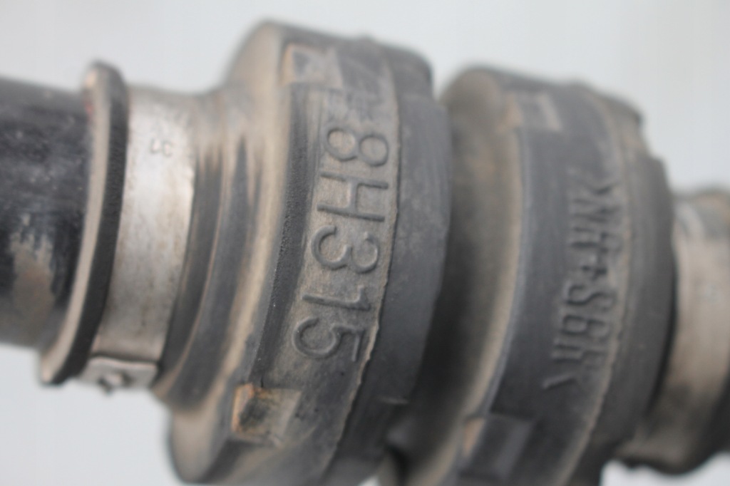 Приводной вал правая правый  перед nissan juke рестайлинг  1.2 dig-t 14-19 Киев